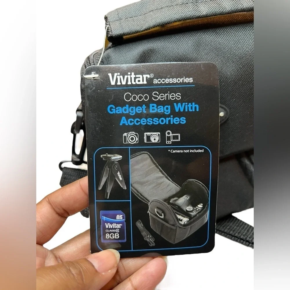 NEW - Vivitar Coco Series Gadget Bag without accessories - Black